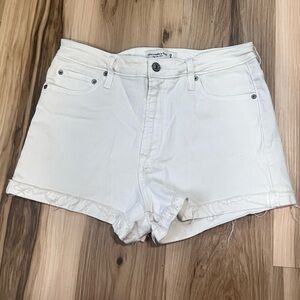 Abercrombie & Fitch Women's Crisp White Jean Shorts size 29/8